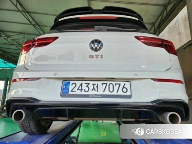 Volkswagen Golf 8th Generation 2024 Белый из Кореи, фото 2