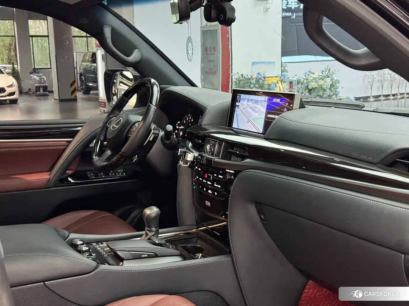 Lexus LX id 4622682 из Китая 9