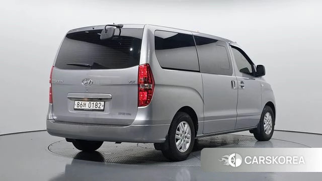 Hyundai The New Grand Starex id 4362597 из Кореи 12