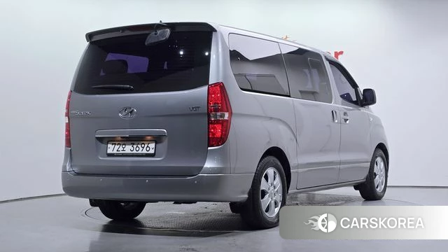 Hyundai The New Grand Starex id 4525757 из Кореи 12