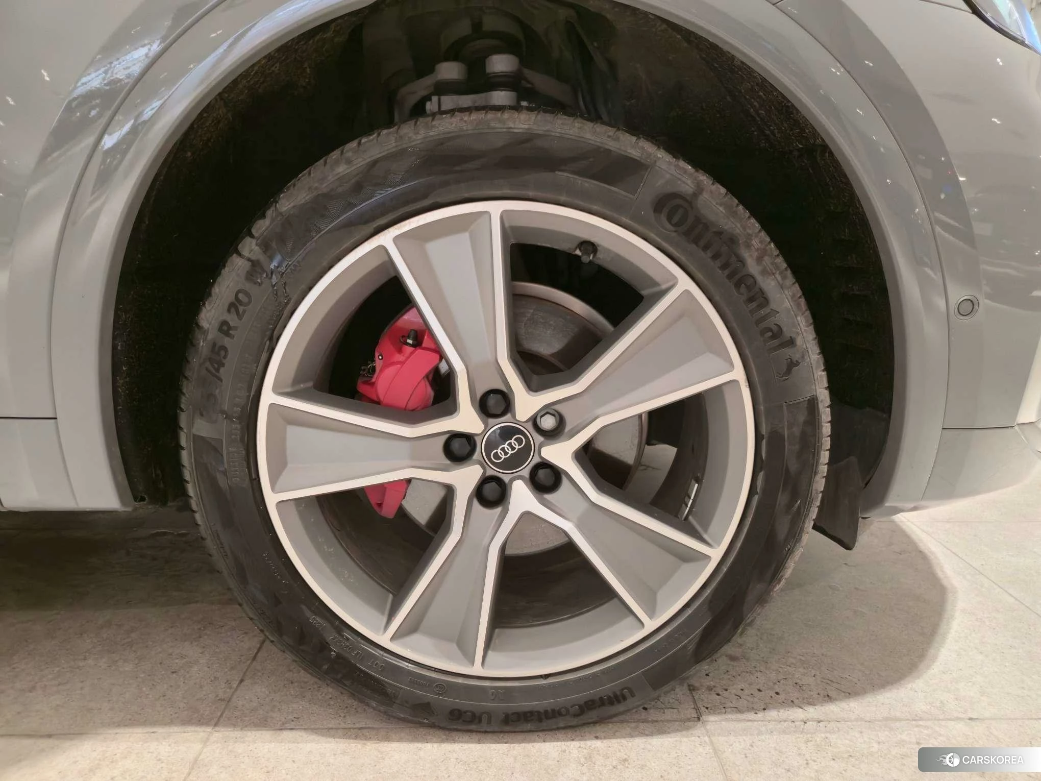 Audi Q5L Sportback id 4479837 из Китая 12