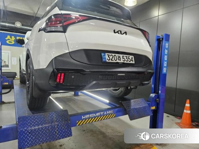 Kia Sportage 5th Generation 2023 Белый из Кореи, фото 2