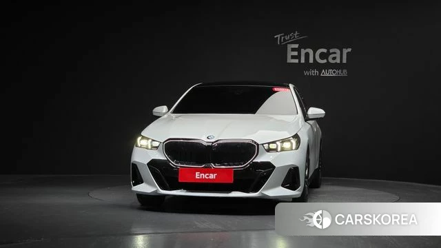 BMW 5 Series (G60) id 4570980 из Кореи 12