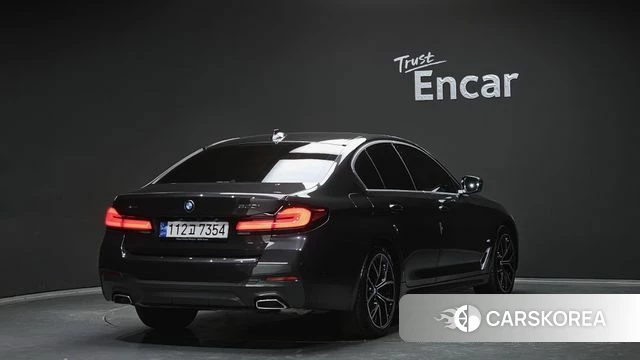 BMW 5 Series (G30) id 3838882 из Кореи 12