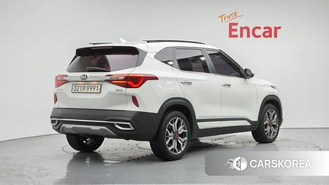 Kia Seltos id 4619909 из Кореи 12