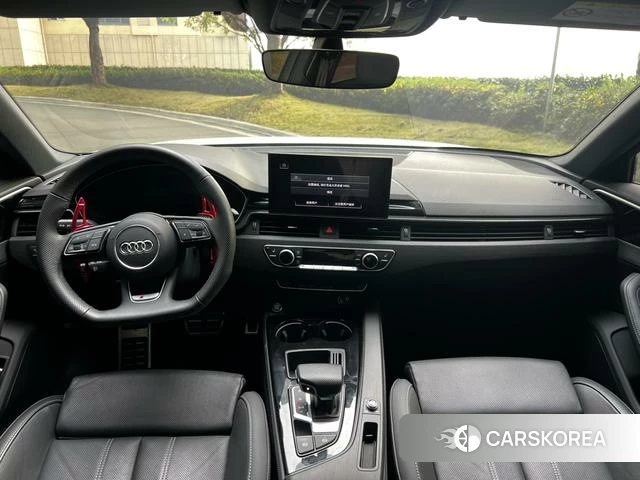 Audi A4L 2024 Белый из Китая, фото 2