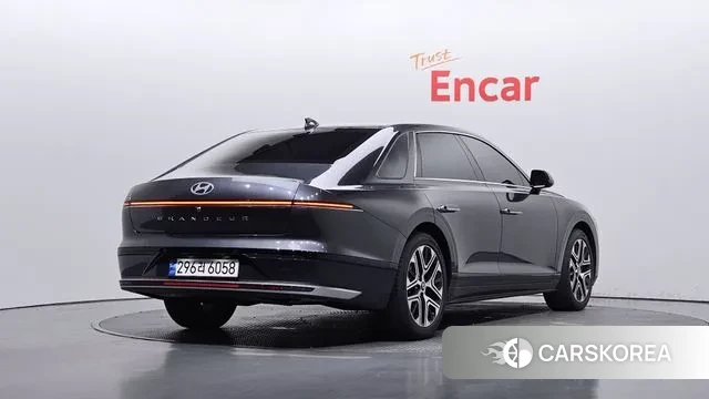 Hyundai Grandeur (GN7) id 3022225 из Кореи 12