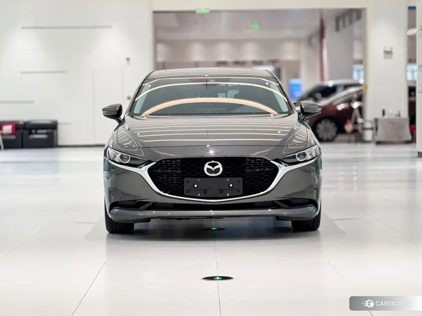 Mazda 3 2022 Silver/gray из Китая, фото 2