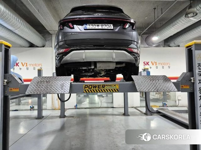 Hyundai Tucson (NX4) 2023 Серый из Кореи, фото 2