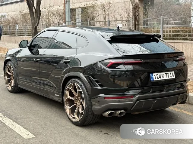 Lamborghini Urus id 3690118 из Кореи 12