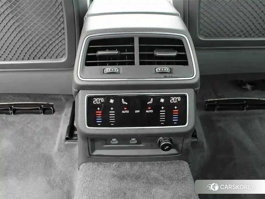 Audi A6L id 4669395 из Китая 8
