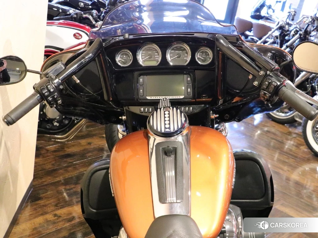 Проданный Harley-Davidson Electra Glide FLHTK1690 2014 из Японии