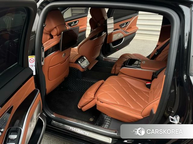 Mercedes-Benz Maybach S-class 2022 Черный из Китая, фото 4