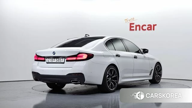 BMW 5 Series (G30) id 3866525 из Кореи 12