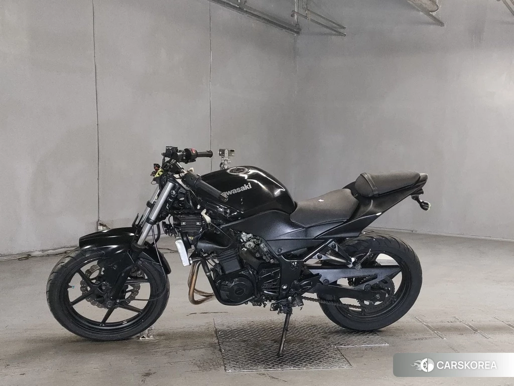 Проданный Kawasaki NINJA 250R id 4165116 из Японии