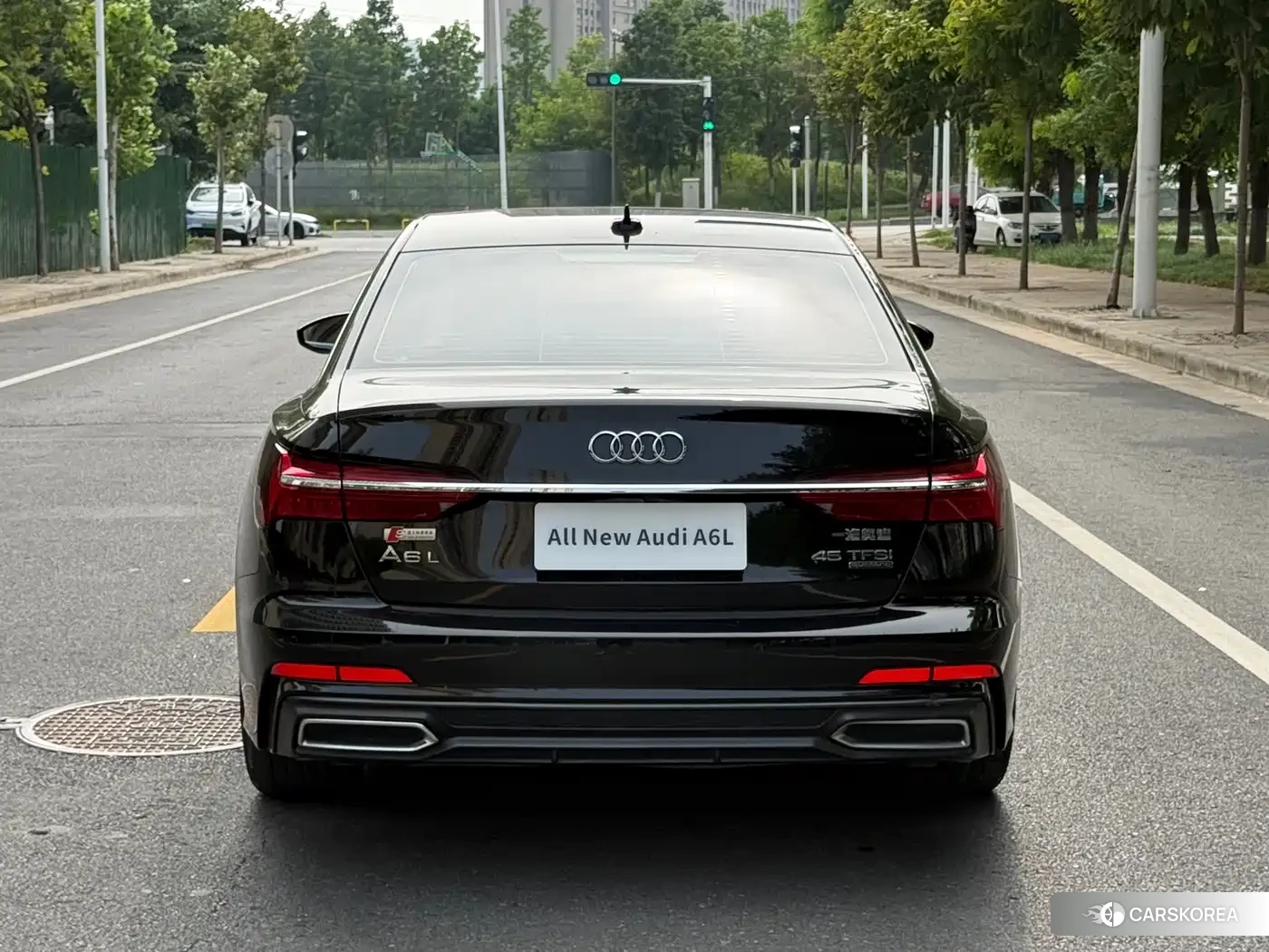 Audi A6L 2019 Черный из Китая, фото 2