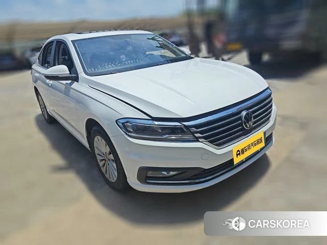 Volkswagen Lavida 2021 Белый из Китая, фото 2