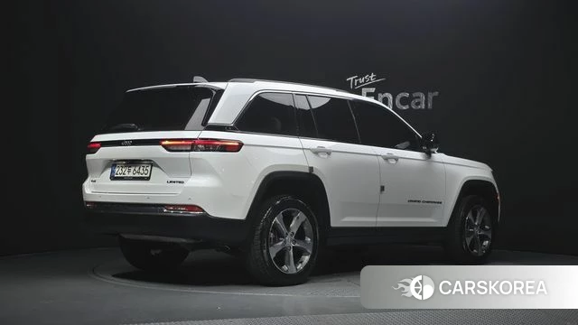 Jeep Grand Cherokee (WL) id 4591352 из Кореи 12