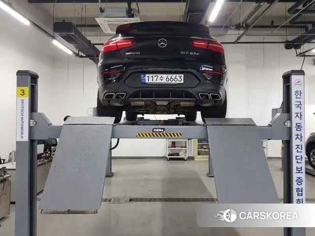 Mercedes-Benz GLC-Class X253 2019 Черный из Кореи, фото 2