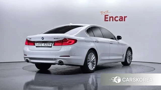 BMW 5 Series (G30) id 3687240 из Кореи 12