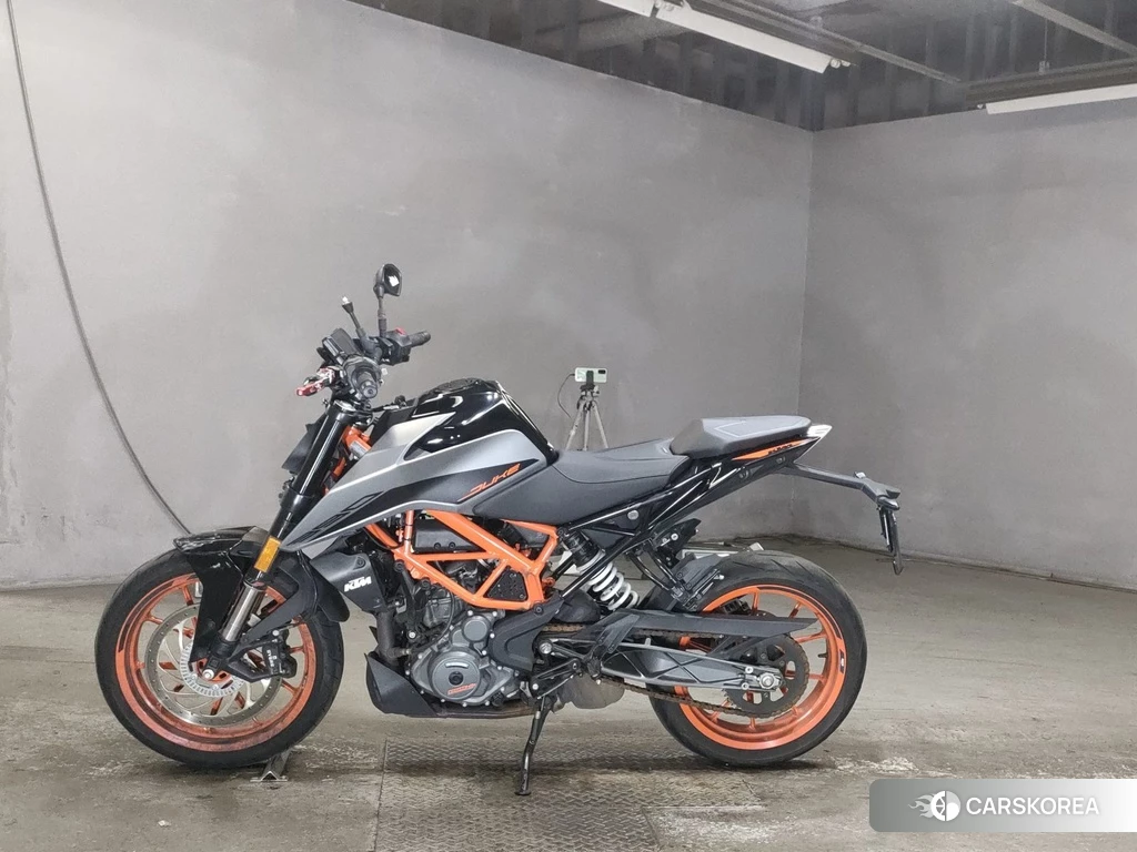 Проданный KTM 390 DUKE 2021 из Японии, фото 2