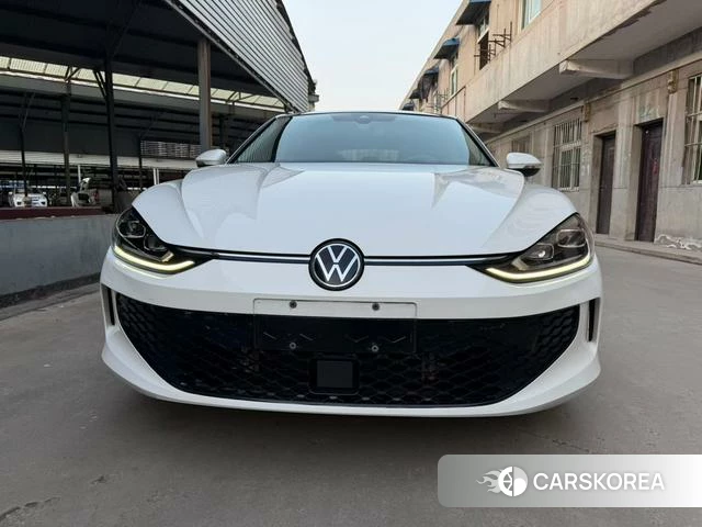 Volkswagen Lingdu 2022 Белый из Китая, фото 2