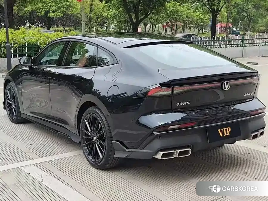 Chang'an Changan UNI-V id 4578289 из Китая 9