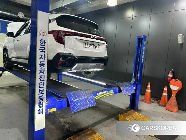 Kia The New Seltos 2022 Белый из Кореи, фото 2