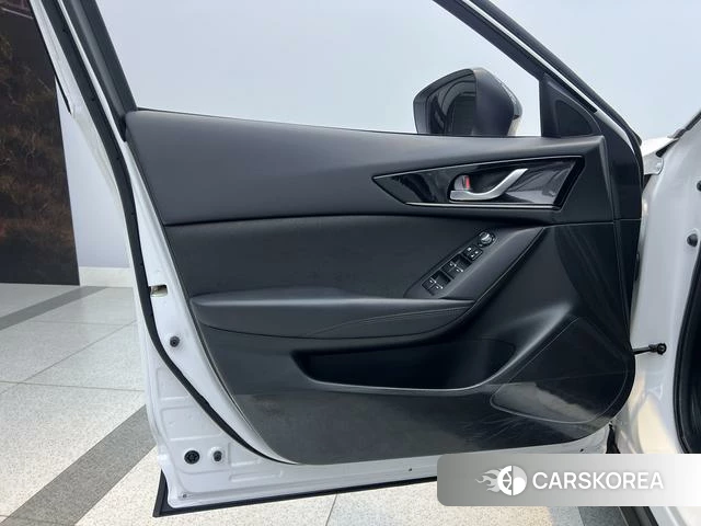 Mazda CX-4 id 4265799 из Китая 12