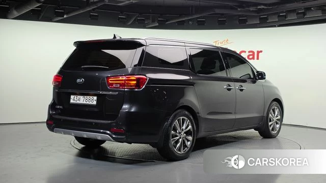 Kia The New Carnival id 4502421 из Кореи 12