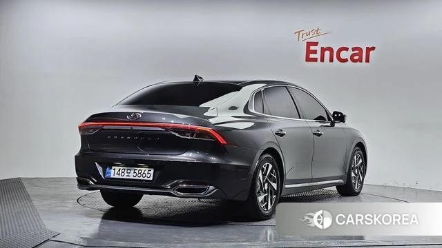 Hyundai The New Grandeur IG Hybrid id 4186832 из Кореи 12