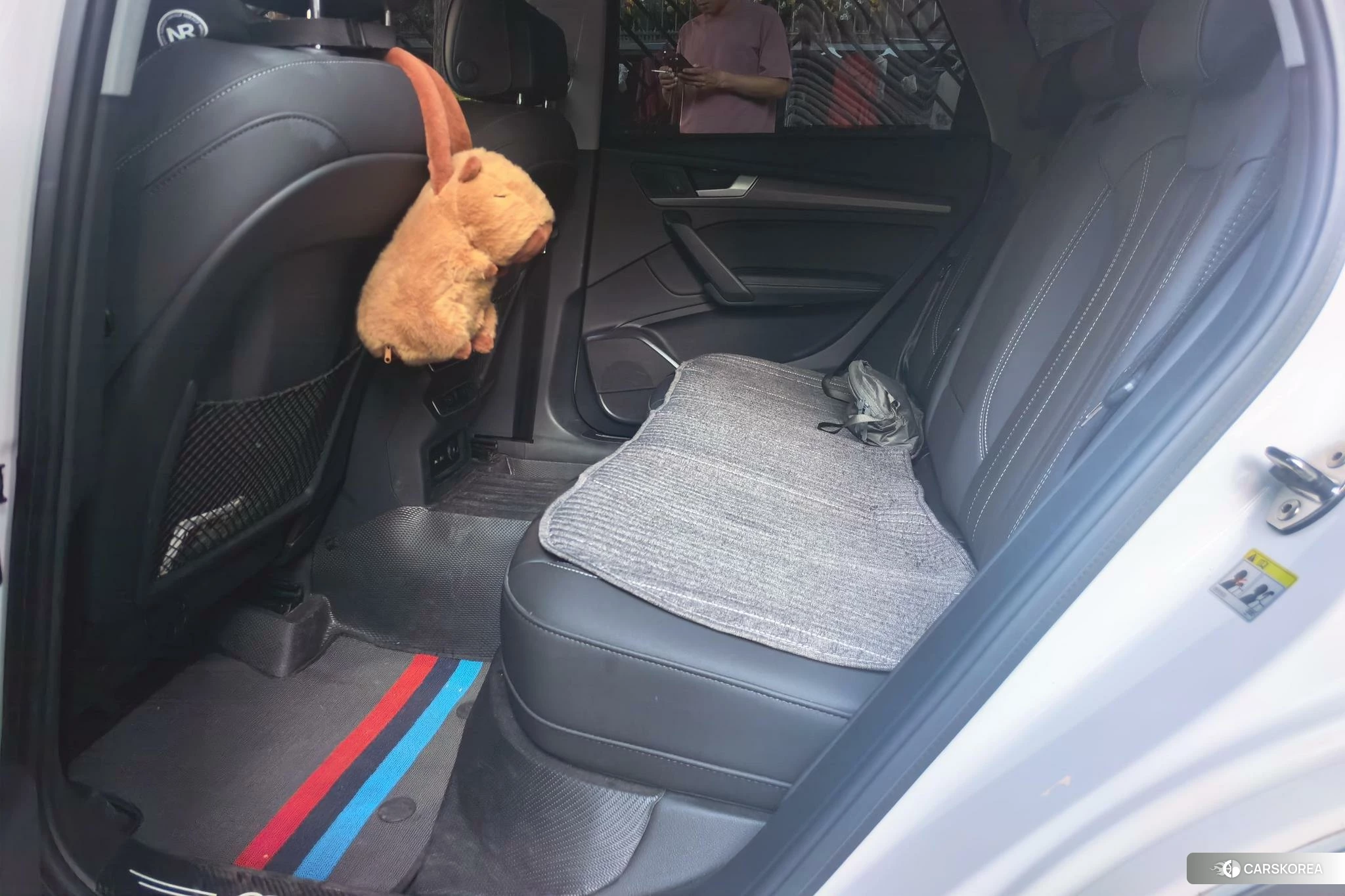 Audi Q5L id 4504862 из Китая 9