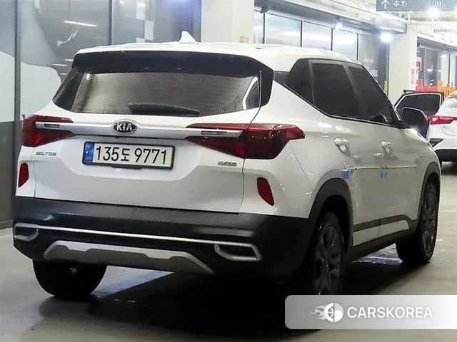 Kia Seltos id 3595348 из Кореи 12