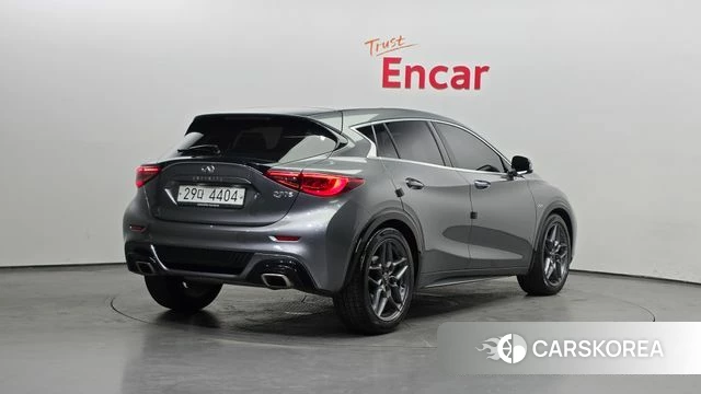 Infiniti Q30 id 3899628 из Кореи 12