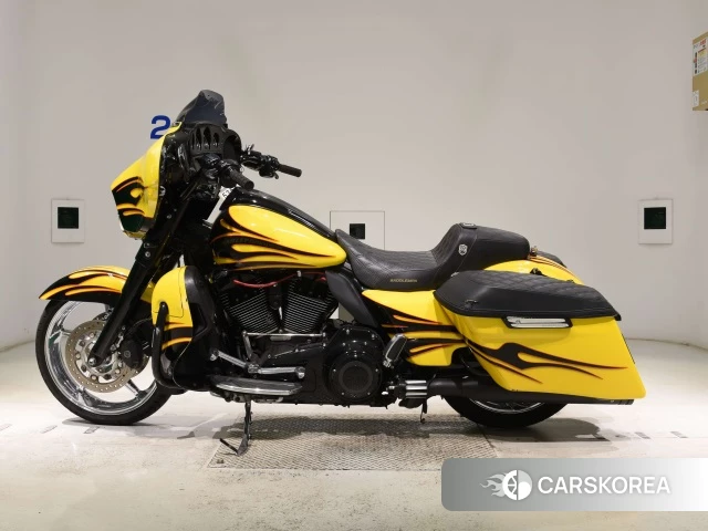 Harley-Davidson Street Glide FLHXSE1800 CVO 2015 из Японии, фото 2