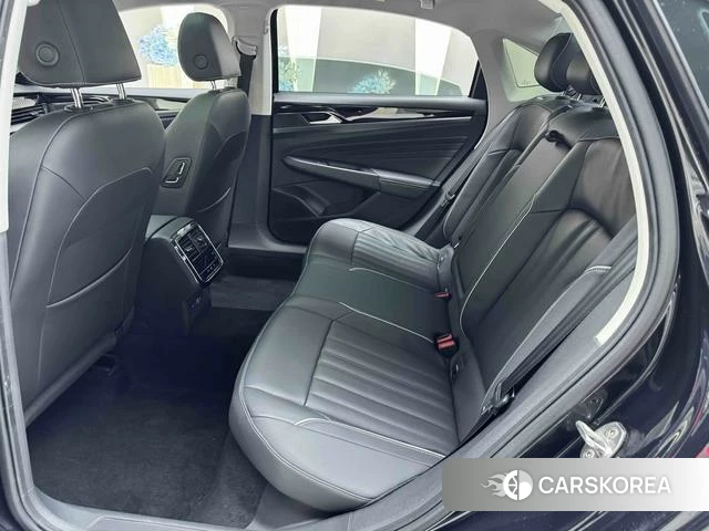 Volkswagen Passat id 4348943 из Китая 10