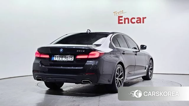 BMW 5 Series (G30) id 4423194 из Кореи 12
