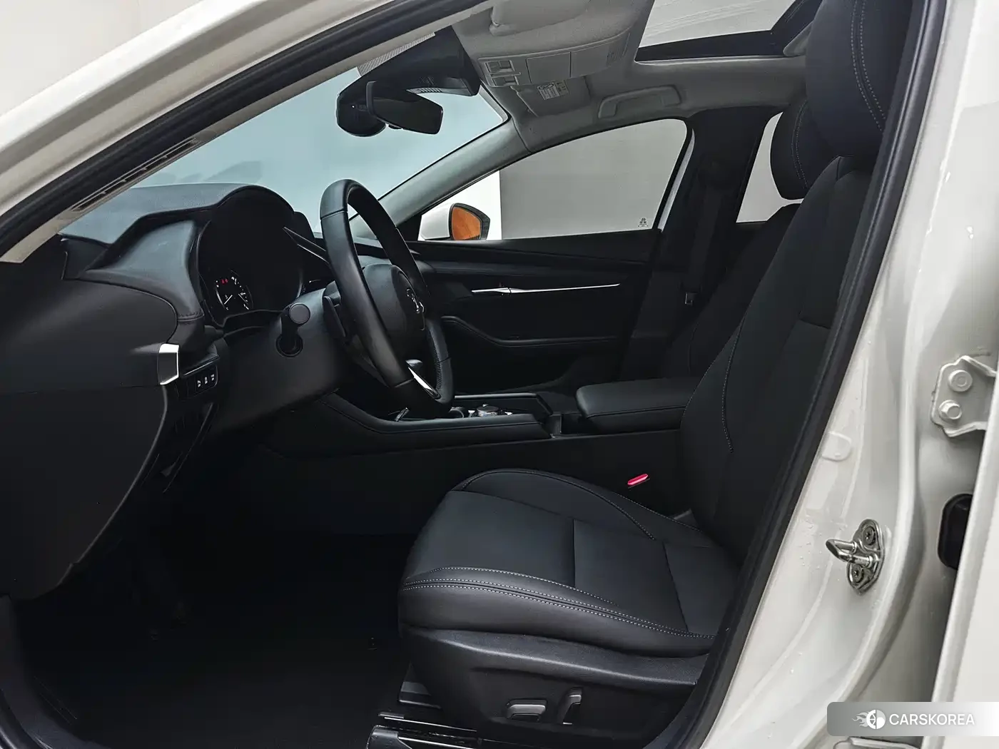 Mazda 3 id 4576495 из Китая 12