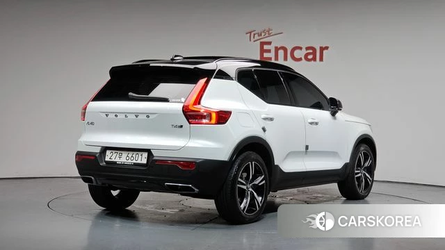 Volvo XC40 id 4615267 из Кореи 12