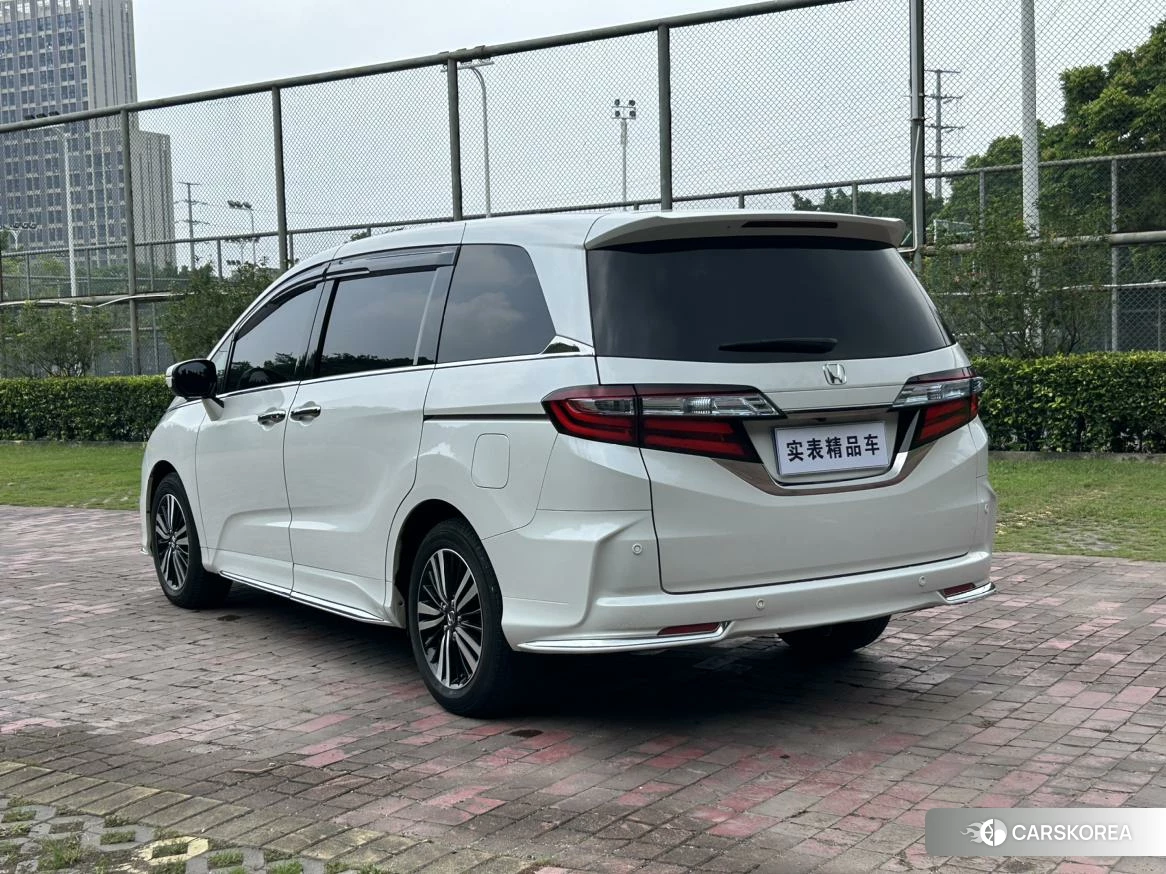Honda Odyssey 2020 Белый из Китая, фото 4