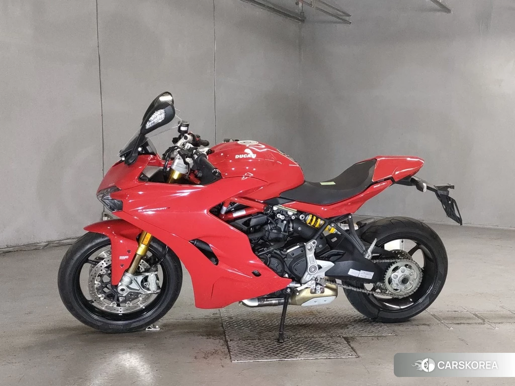 Проданный Ducati SUPERSPORT S 2018 из Японии
