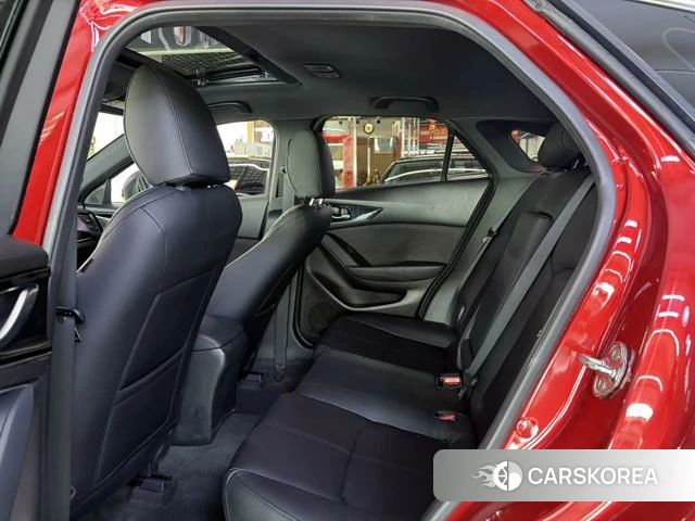 Mazda CX-4 id 4393878 из Китая 10
