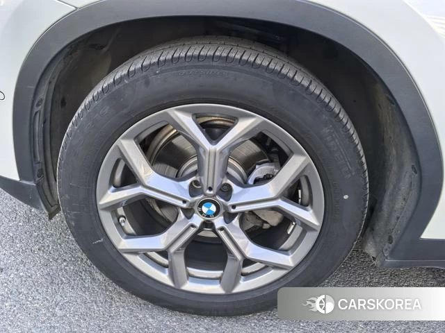 BMW X3 id 4258075 из Китая 8