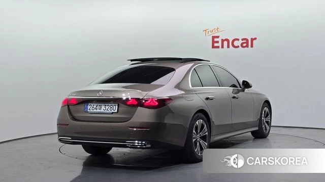 Mercedes-Benz E-Class W214 id 4474237 из Кореи 12