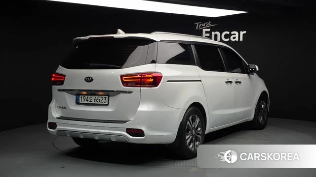 Kia The New Carnival id 4563359 из Кореи 12