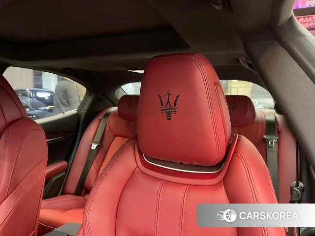 Maserati Ghibli id 4240378 из Китая 12