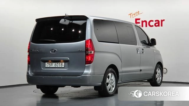 Hyundai The New Grand Starex id 4918347 из Кореи 12