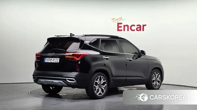 Kia Seltos id 4624361 из Кореи 12