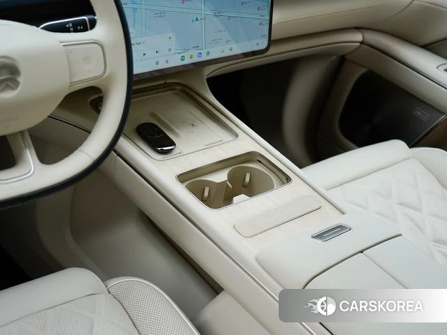 Weilai ES8 id 3920644 из Китая 12