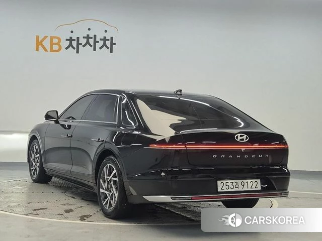 Hyundai Grandeur Hybrid (GN7) id 4322425 из Кореи 12